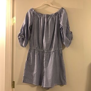 Off the shoulder romper NEVER WORN!!